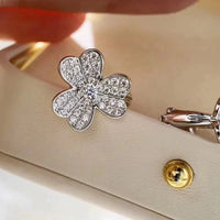 [Aethel jewelry]CLOVER COMOS DIAMOND EARRINGS SILVER