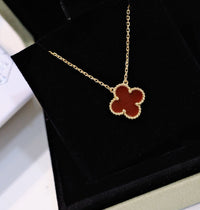 [Aethel jewelry]CLOVER 15MM CARNELIAN SINGLE FLOWER NECKLACE