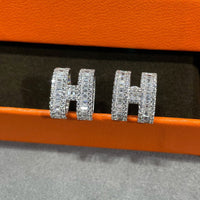 [Aethel jewelry]H STUD EARRINGS WITH SILVER DIAMONDS